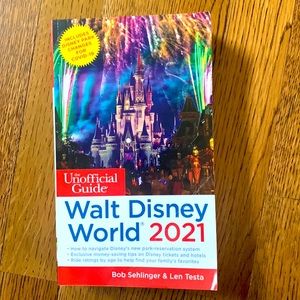 Gently used Walt Disney World 2021 guide